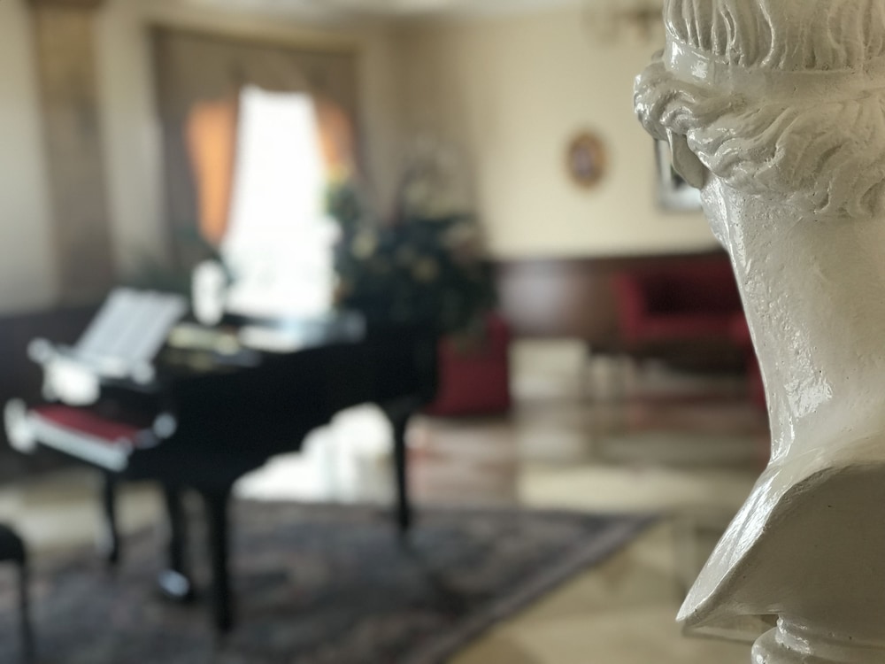 Grand Hotel Palace — Hotel building in Marsala, Sicily