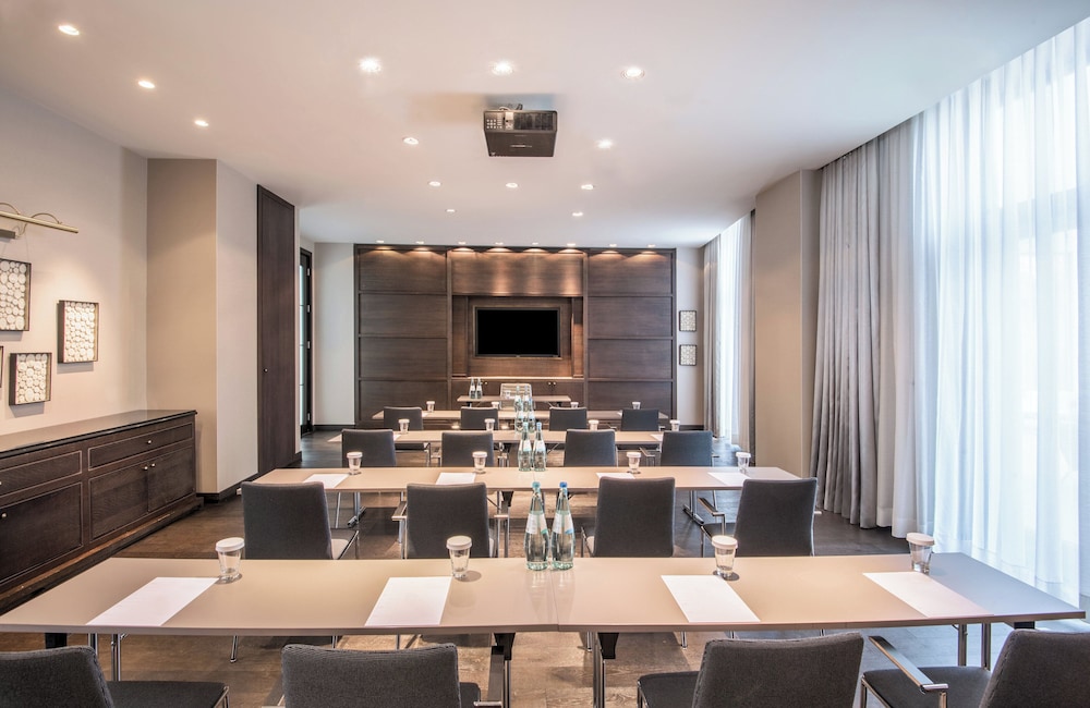 The Posthouse Berlin Potsdamer Platz - Leonardo Limited Edition — Hotel building in Berlin, Berlin