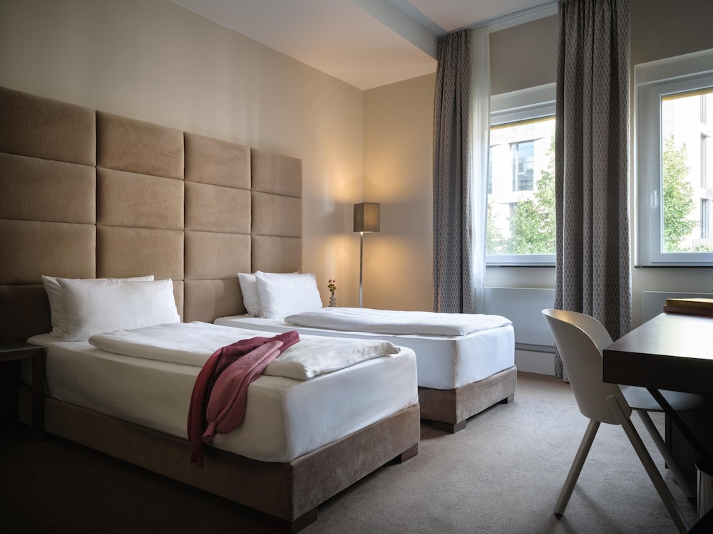 Flemings Selection Hotel Frankfurt-City — Hotel rooms in Frankfurt am Main, Hesse