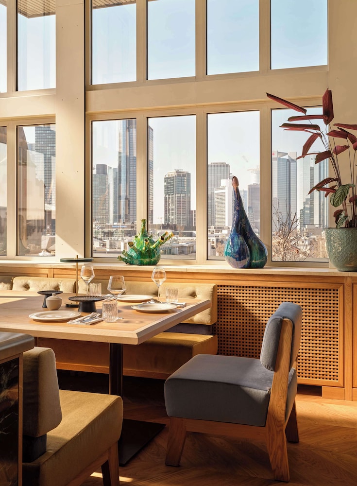Flemings Selection Hotel Frankfurt-City — Restaurant & bars in Frankfurt am Main, Hesse