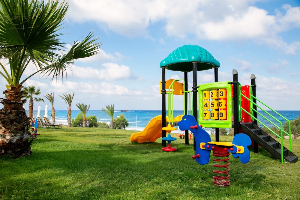 Louis Paphos Breeze — Attractions for children in Chlorakas, Paphos Region
