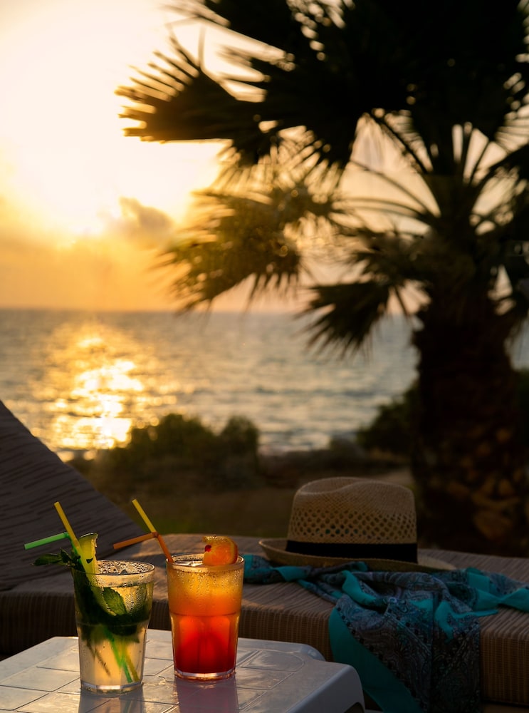 Louis Paphos Breeze — Beach in Chlorakas, Paphos Region