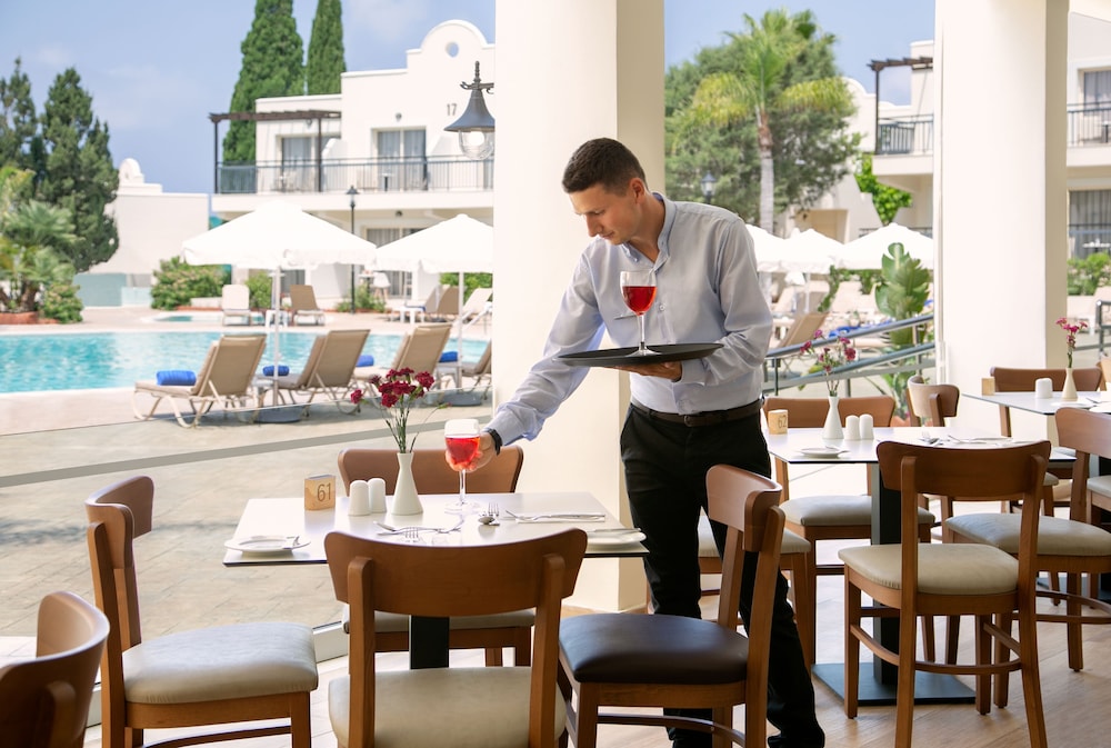 Louis Paphos Breeze — Restaurant & bars in Chlorakas, Paphos Region