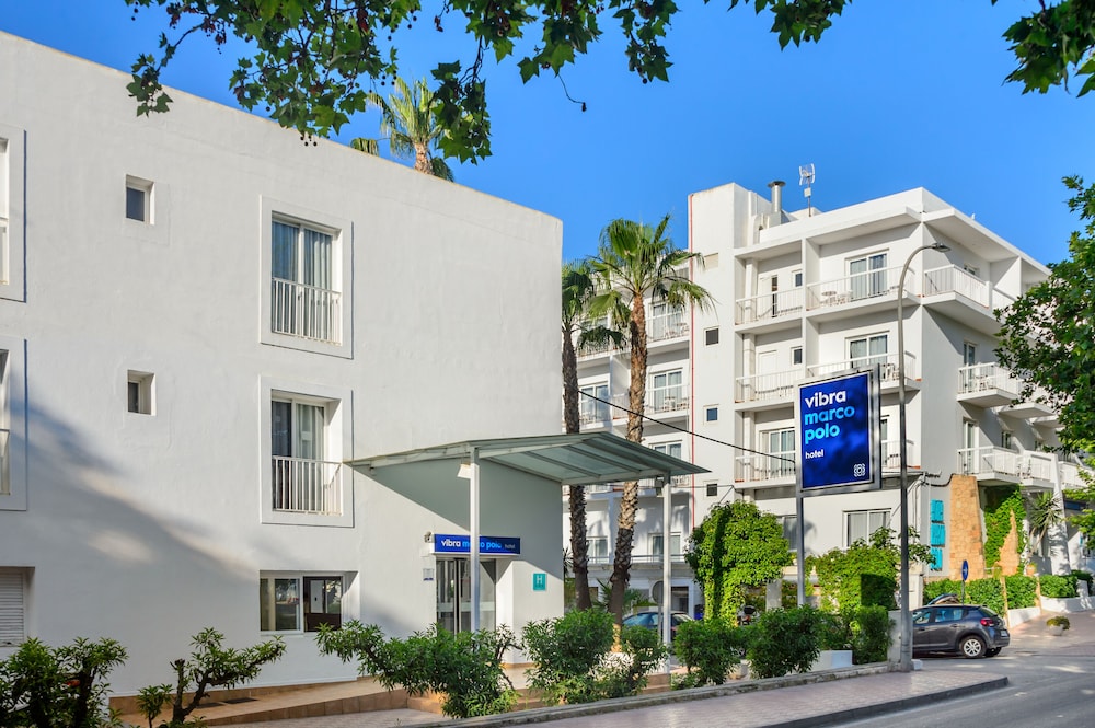 Hotel Vibra Marco Polo II - Adults Only — Hotel building in San Antonio, Balearic Islands