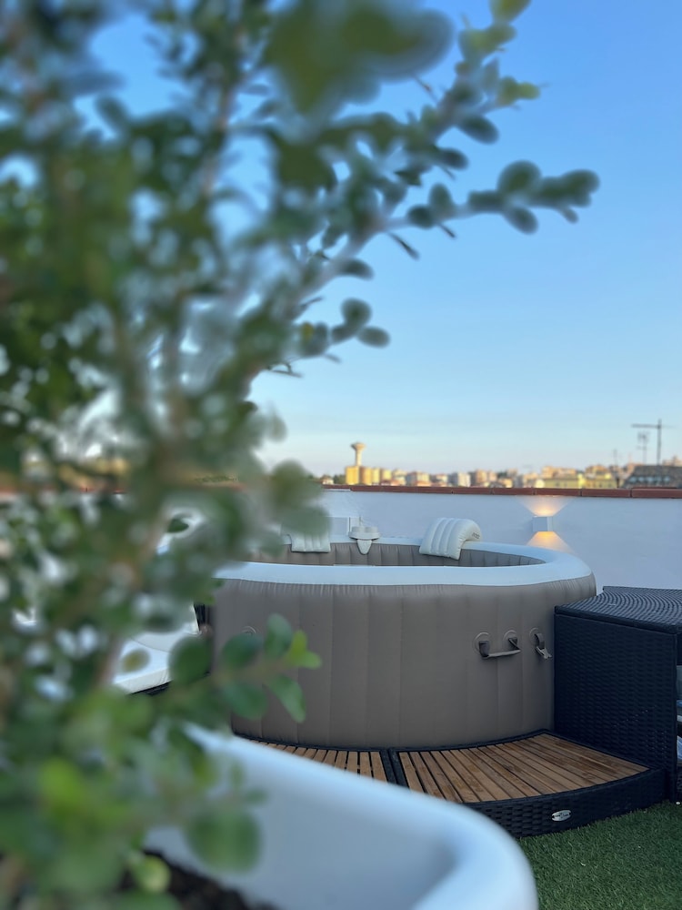 Hotel Montreal — Spa in Ragusa, Sicily