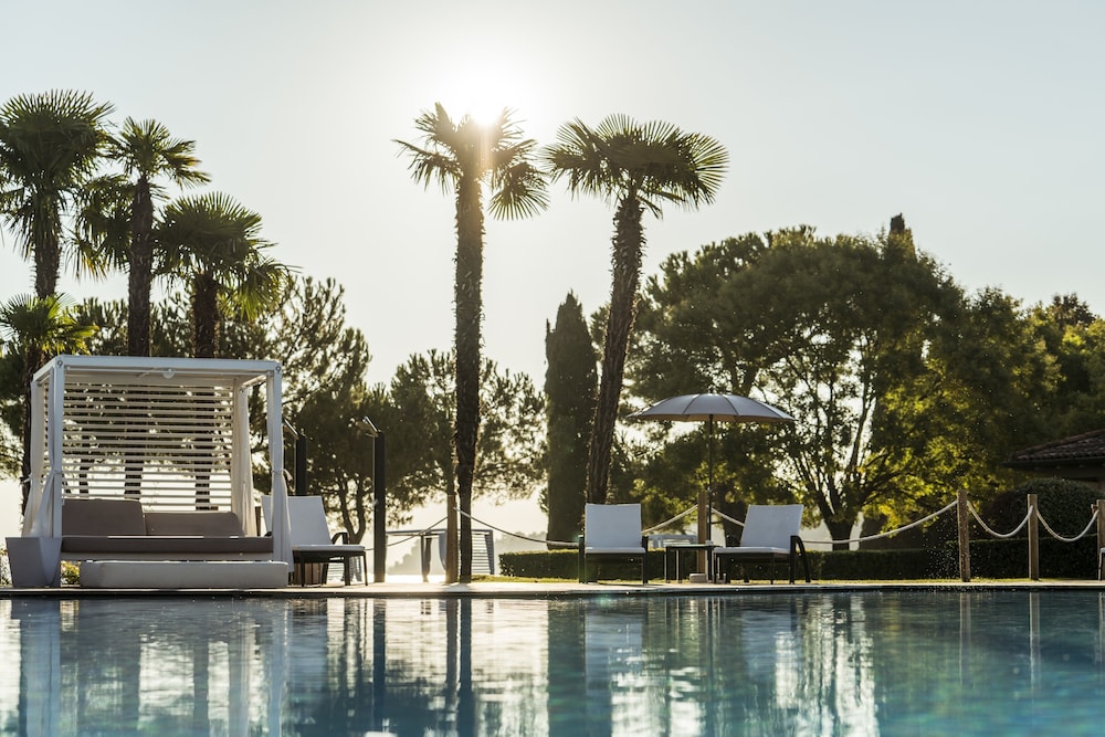 Splendido Bay Luxury Spa Resort — Main photo in Padenghe sul Garda, Lombardy