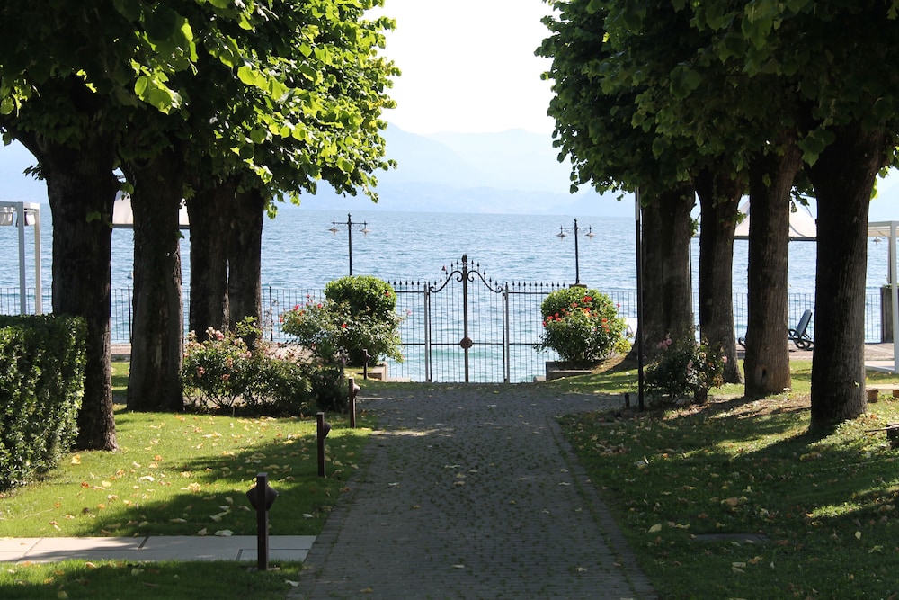 Splendido Bay Luxury Spa Resort — Attractions in the area in Padenghe sul Garda, Lombardy