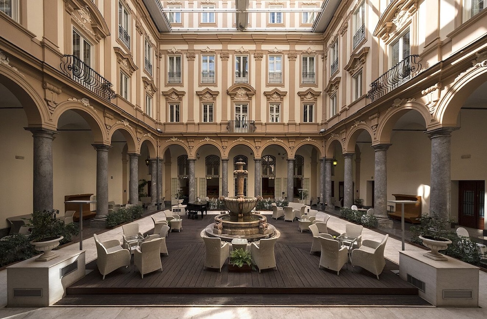 Grand Hotel Piazza Borsa — Main photo in Palermo, Sicily