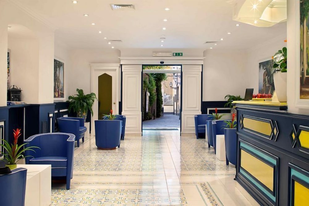 Hotel Astoria Sorrento — Hotel building in Sorrento, Campania