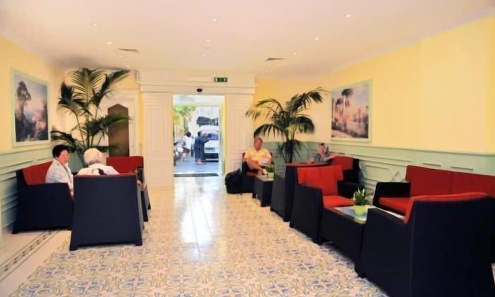 Hotel Astoria Sorrento — Hotel building in Sorrento, Campania