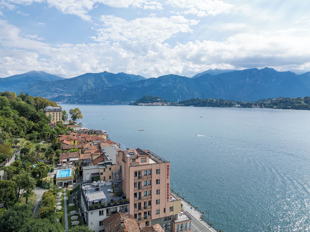Hotel Bazzoni et du Lac — Hotel building in Tremezzo, Lombardy