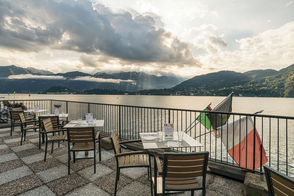Hotel Bazzoni et du Lac — Restaurant & bars in Tremezzo, Lombardy