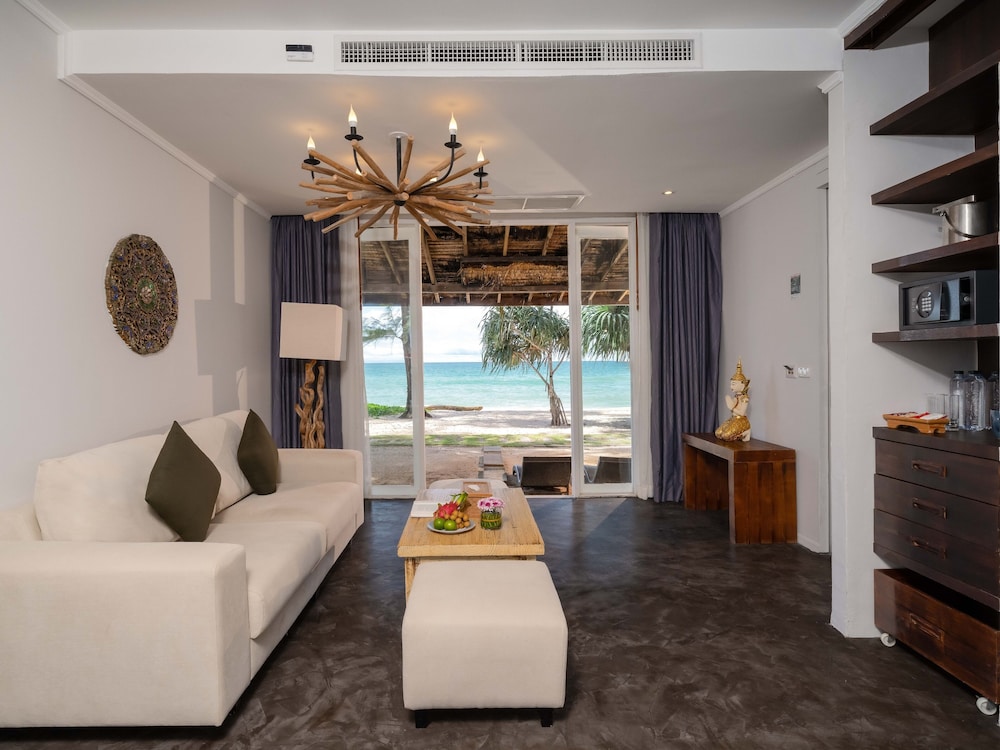 Natai Beach Resort — Hotel rooms in Khok Klo, Phang Nga