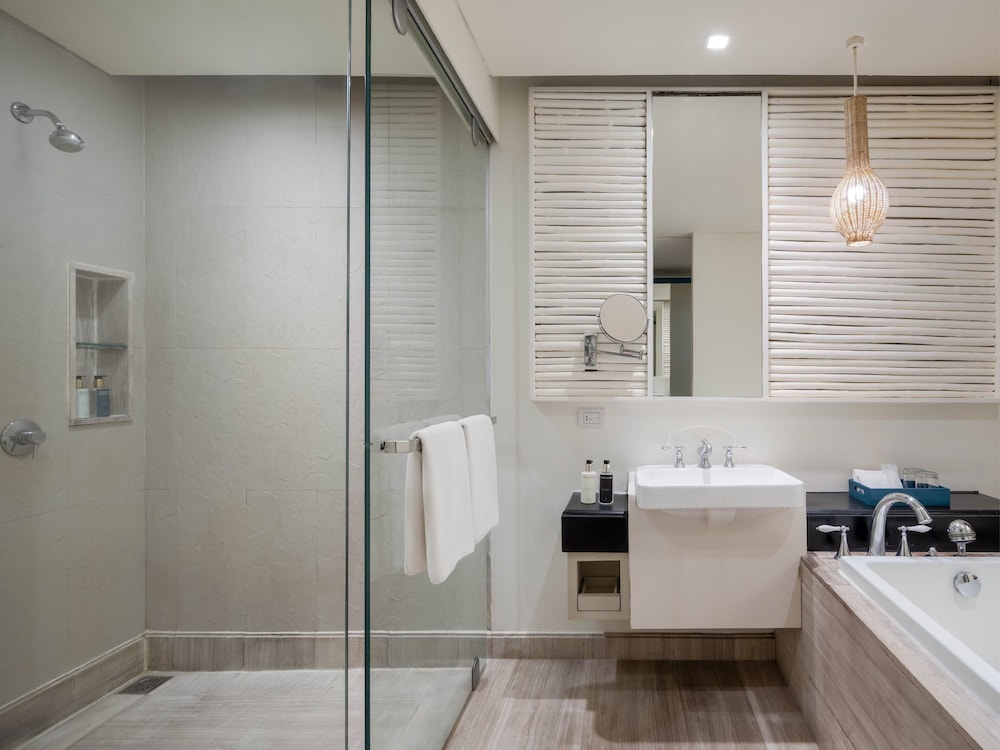 Natai Beach Resort — Hotel rooms in Khok Klo, Phang Nga