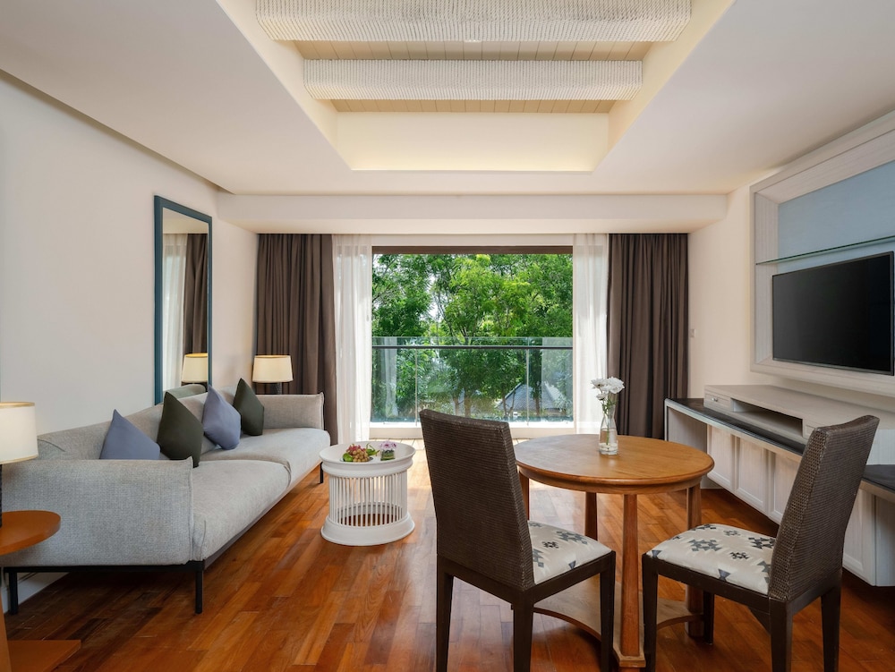 Natai Beach Resort — Hotel rooms in Khok Klo, Phang Nga