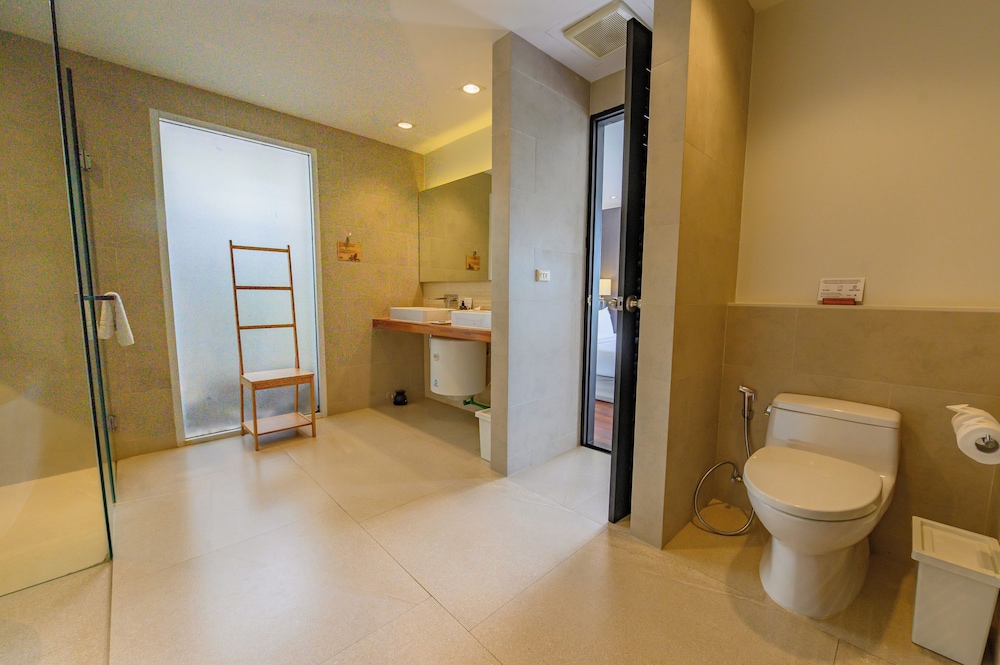 Mantra Samui Resort - Adults Only — Hotel rooms in Mae Nam, Surat Thani