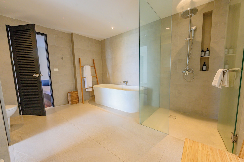 Mantra Samui Resort - Adults Only — Hotel rooms in Mae Nam, Surat Thani