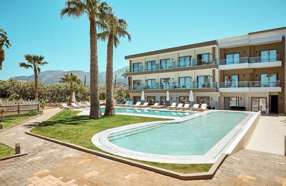 Malia Bay Beach Hotel & Bungalows - zdjęcie 2