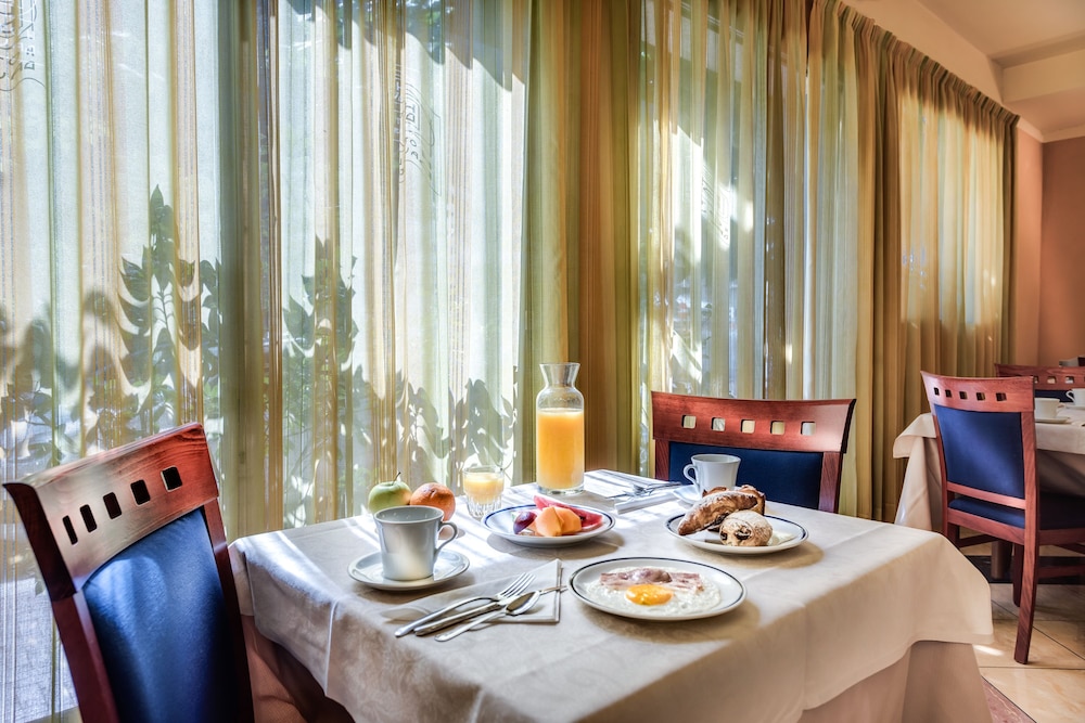 Hotel Da Vinci — Restaurant & bars in Montecatini Terme, Tuscany
