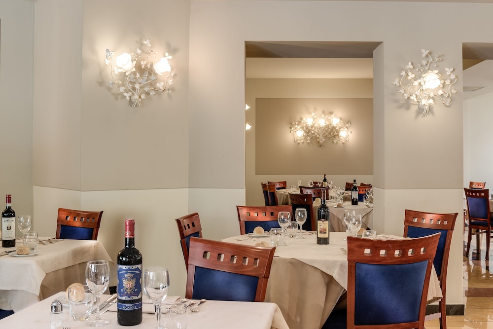 Hotel Da Vinci — Restaurant & bars in Montecatini Terme, Tuscany