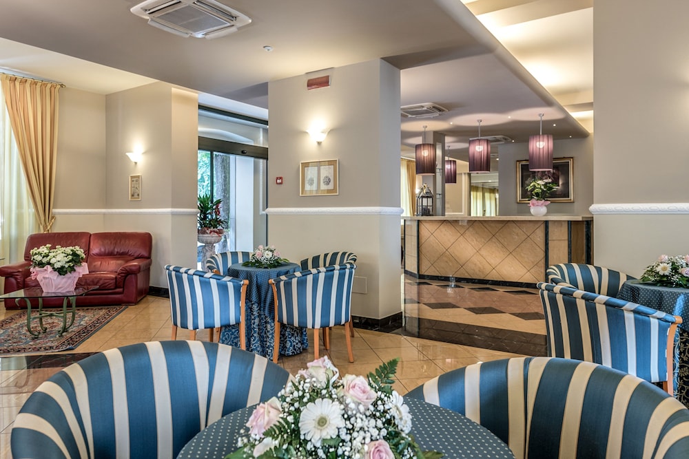 Hotel Da Vinci — Hotel building in Montecatini Terme, Tuscany