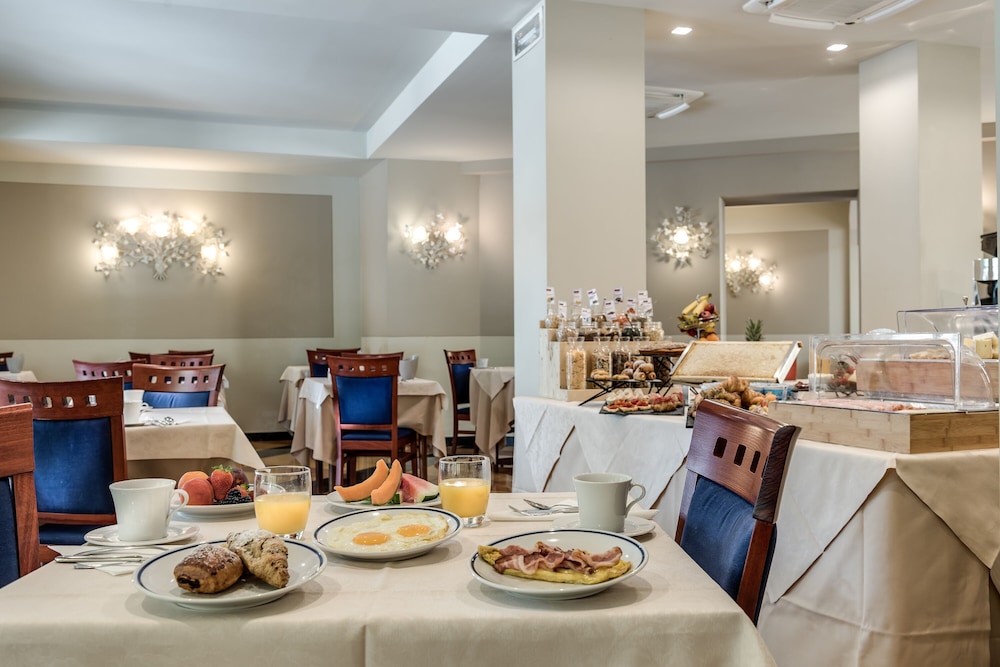 Hotel Da Vinci — Restaurant & bars in Montecatini Terme, Tuscany