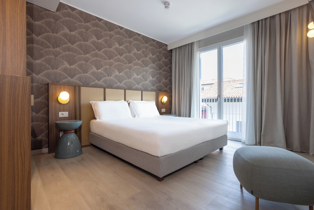 Hotel Diana — Hotel rooms in Jesolo, Veneto