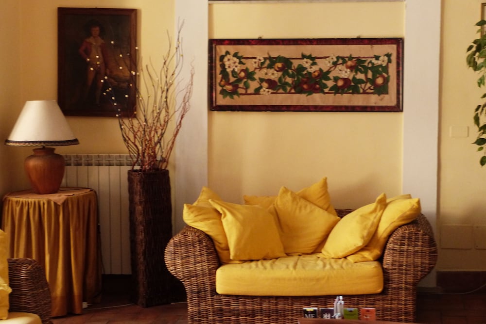 Hotel Etnea 316 — Hotel rooms in Catania, Sicily