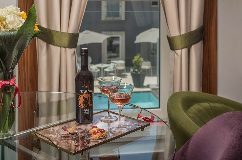 NH Collection Taormina — Hotel rooms in Taormina, Sicily
