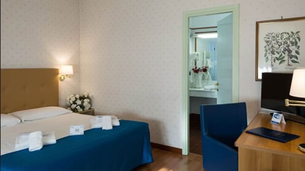 Hotel Lombardia - zdjęcie 4
