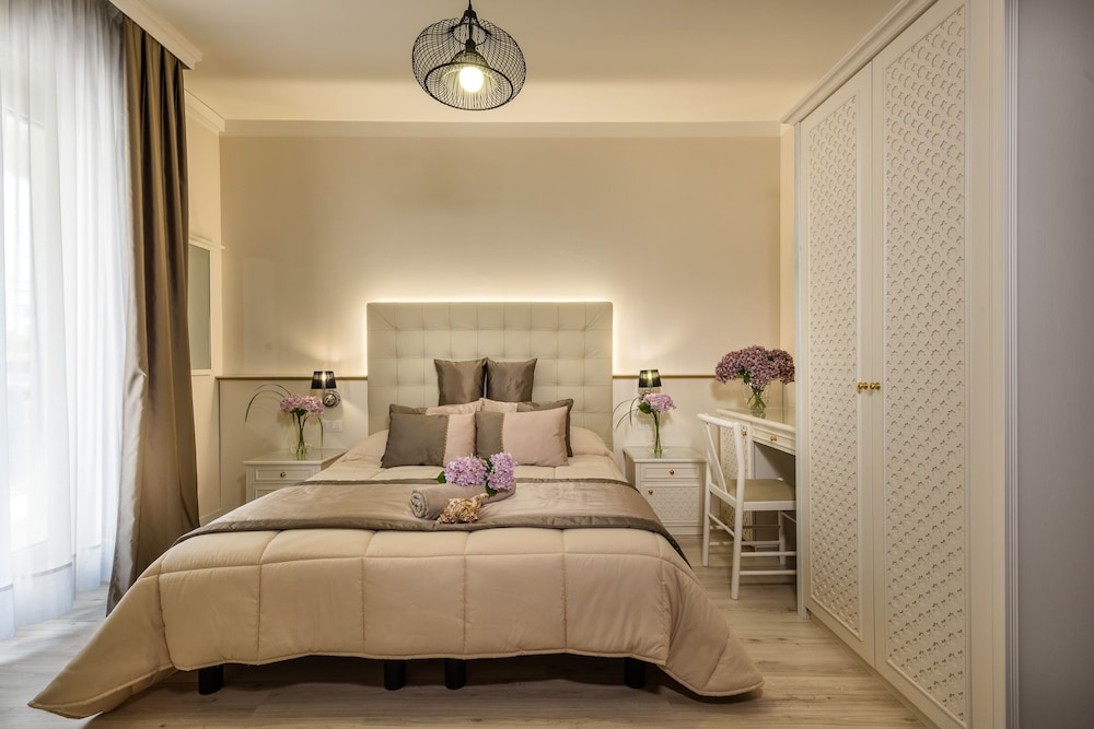 Luxor e Cairo The Beach Resort — Hotel rooms in Jesolo, Veneto