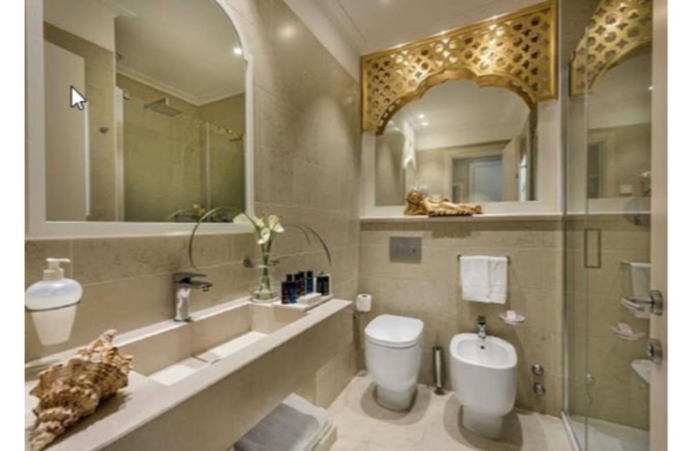 Luxor e Cairo The Beach Resort — Hotel rooms in Jesolo, Veneto