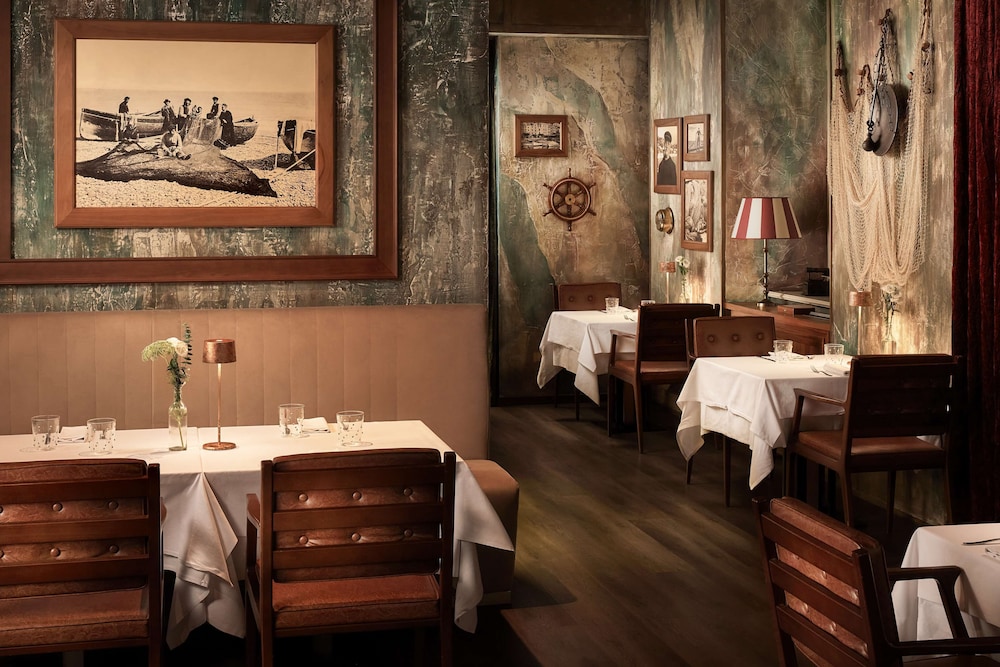 Avani Palazzo Moscova Milan Hotel — Restaurant & bars in Milan, Lombardy