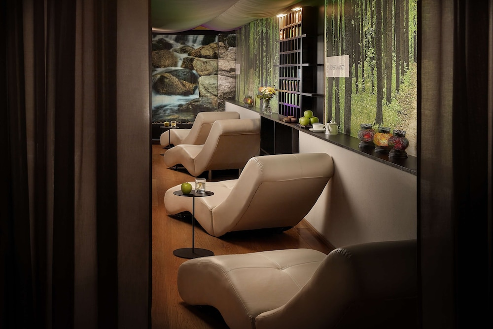 Avani Palazzo Moscova Milan Hotel — Spa in Milan, Lombardy