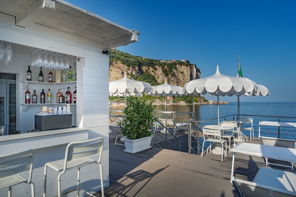 Hotel Mary — Restaurant & bars in Vico Equense, Campania