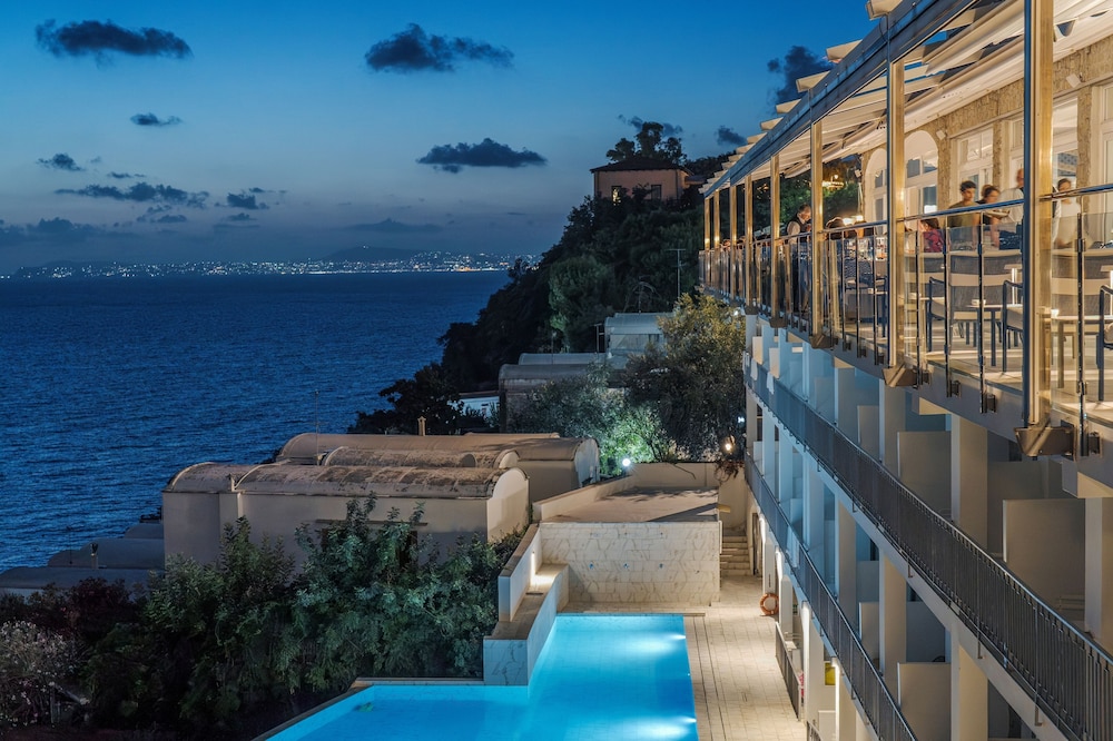 Hotel Mary — Swimming pool in Vico Equense, Campania