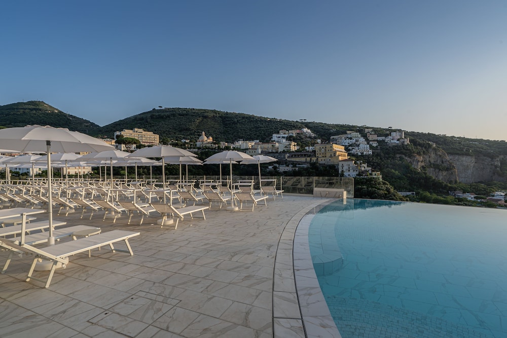 Hotel Mary — Swimming pool in Vico Equense, Campania