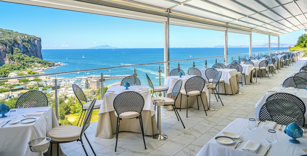Hotel Mary — Restaurant & bars in Vico Equense, Campania