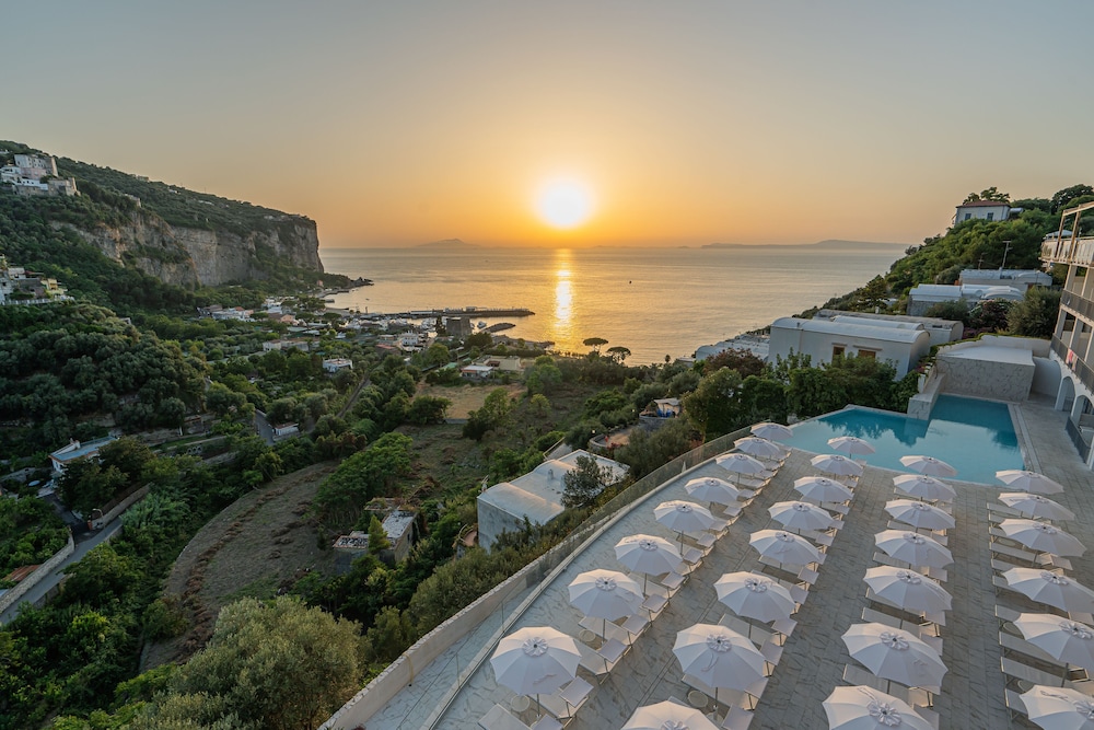 Hotel Mary — Swimming pool in Vico Equense, Campania