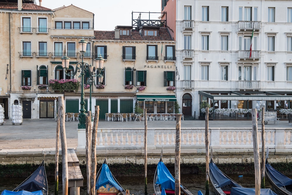 Hotel Paganelli — Hotel building in Venice, Veneto