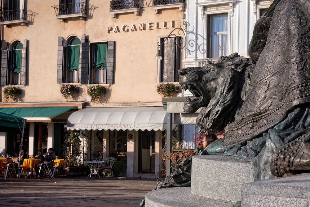 Hotel Paganelli — Hotel building in Venice, Veneto