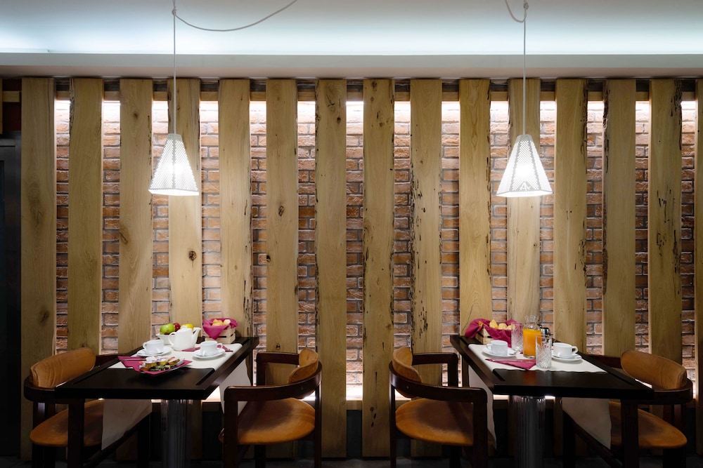 Hotel Paganelli — Restaurant & bars in Venice, Veneto