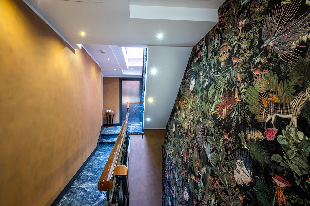 Hotel Paganelli — Hotel building in Venice, Veneto