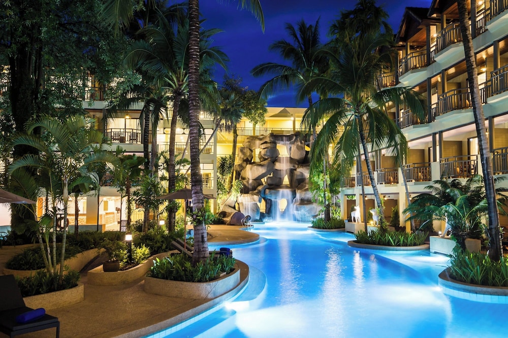 Phuket Marriott Resort & Spa, Merlin Beach — Hotel building in Patong Beach, Phuket Province