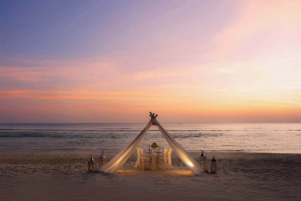 Phuket Marriott Resort & Spa, Merlin Beach — Beach in Patong Beach, Phuket Province