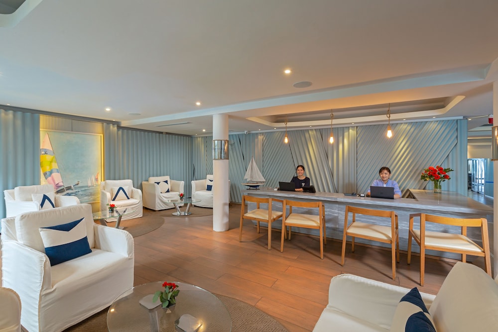The Boathouse Phuket — Hotel building in Karon, Phuket Province
