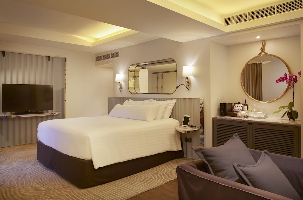 The Boathouse Phuket — Hotel rooms in Karon, Phuket Province