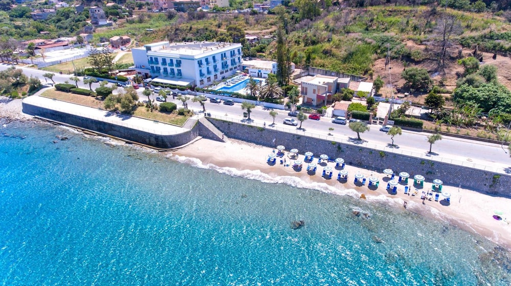 Hotel Tourist — Beach in Cefalù, Sicily
