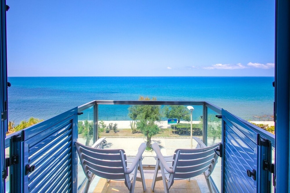 Hotel Tourist — Beach in Cefalù, Sicily