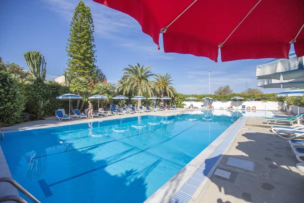 Hotel Tourist — Swimming pool in Cefalù, Sicily